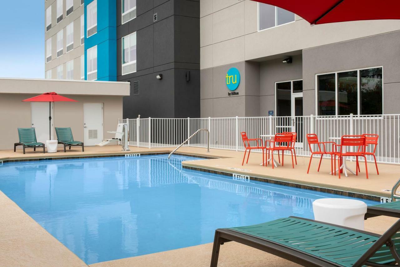 Tru By Hilton Lake City Bagian luar foto